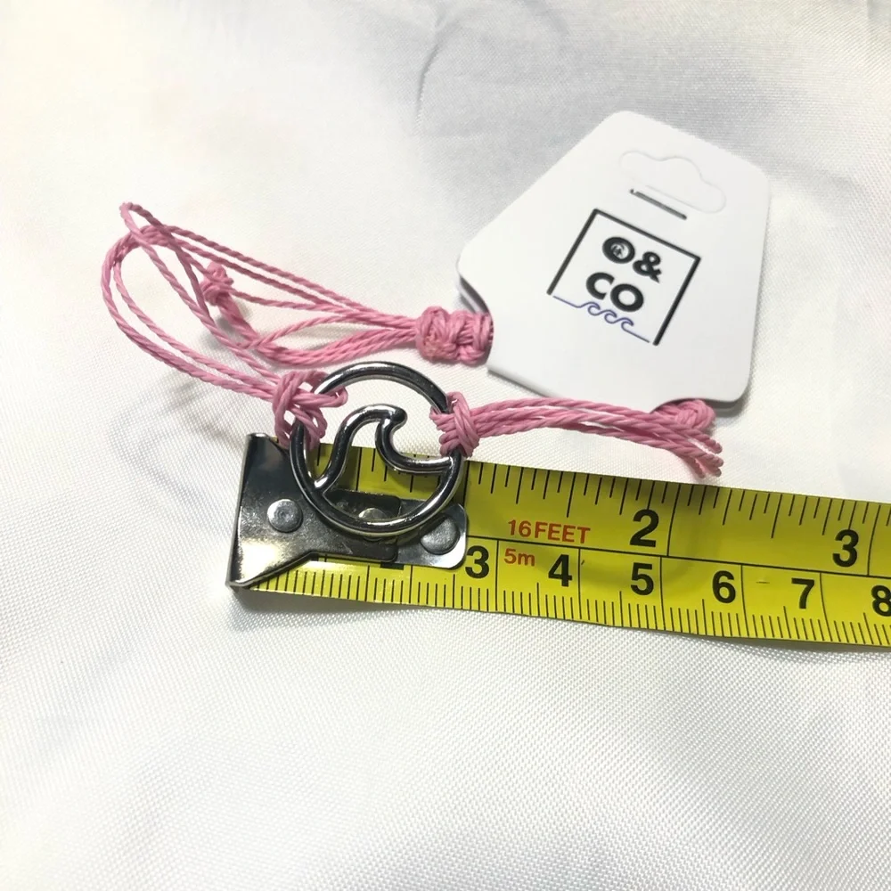 🆕 O & Co wave pink and silver adjustable bracelet (813)